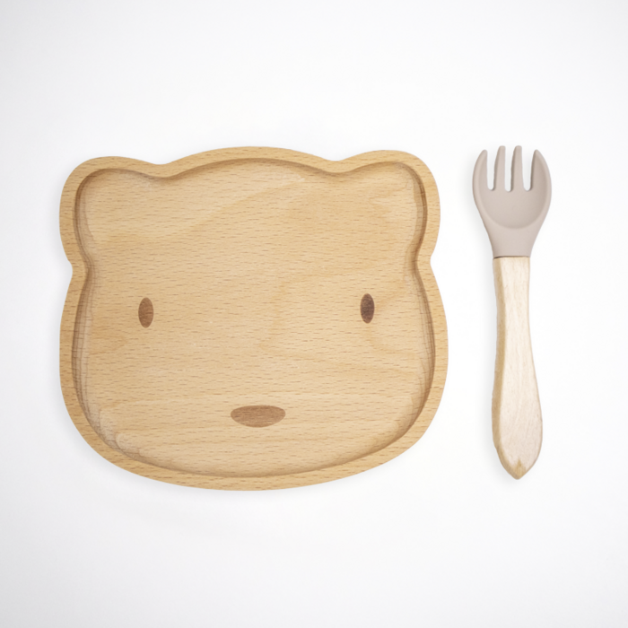 Kinderplankbeer met vork beige